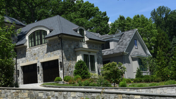 Dahut Residence Retaining Wall and Rain Garden Plantings