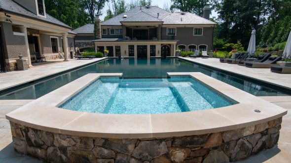 Ferwood Custom Pool & Spa