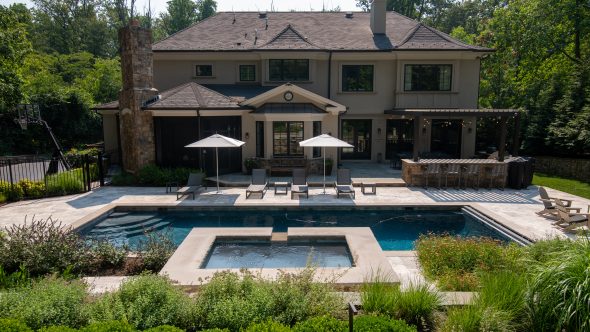 Bradgrove Custom Pool and Spa